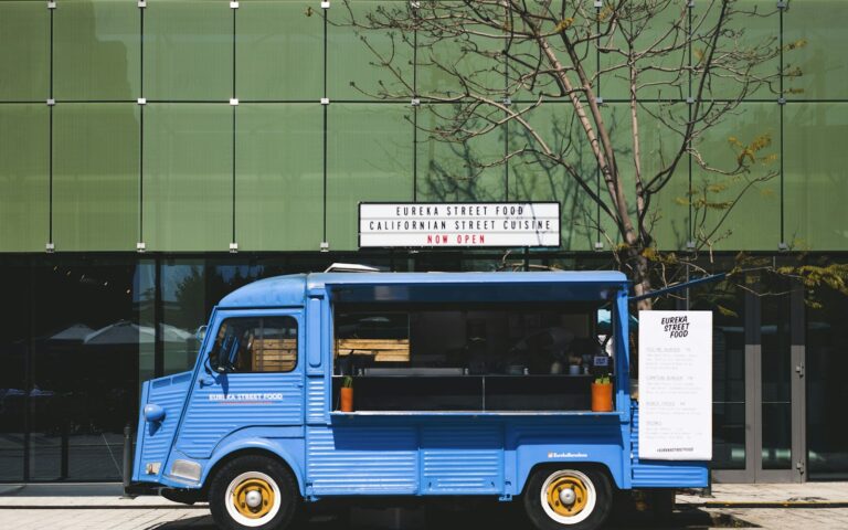Foodtruck eröffnen: Genehmigungen, Standplätze und Kosten