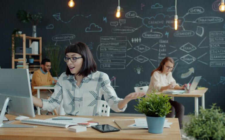 SEO Agentur beauftragen: Leistungen, Verträge und Warnsignale