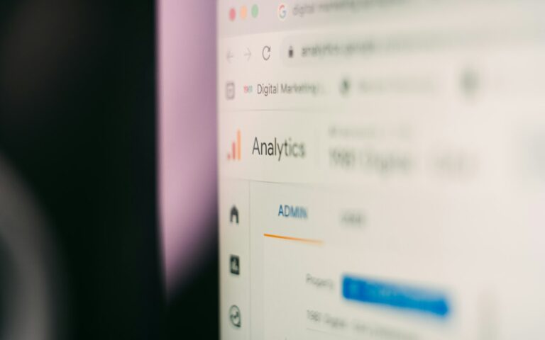SEO für Selbstständige: Sichtbar in Google und KI-Suchen